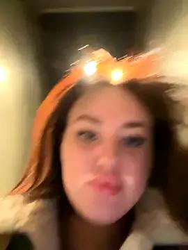 KiraSunshine on StripChat