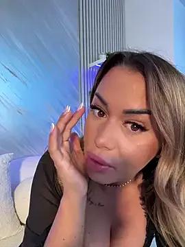 KirstieVegas on StripChat