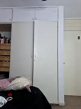 Kristal-Ambar on StripChat