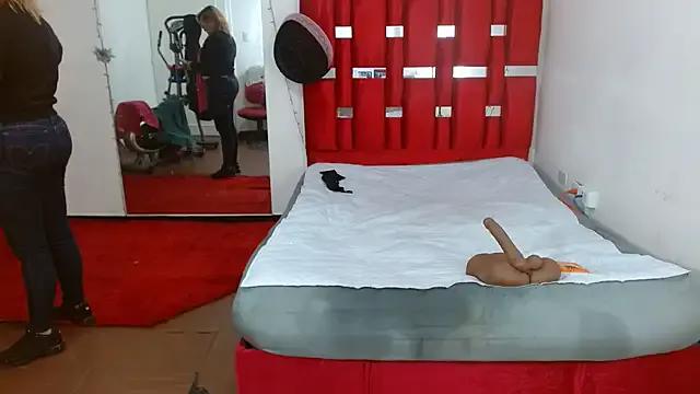 krystal_thomson on StripChat