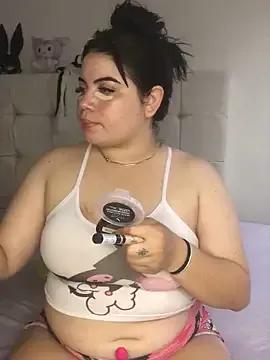 Kuromy_x on StripChat