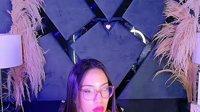 KylieWhite on StripChat