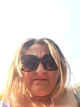 lady_charlyne on StripChat