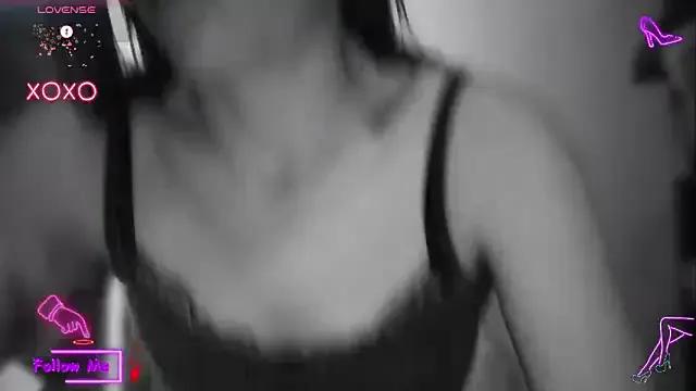 LauGrayJ on StripChat