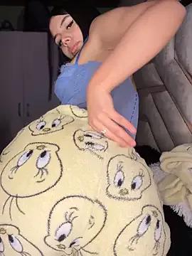 Laura-Khalifa on StripChat