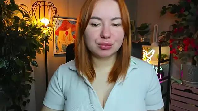 LAYLAxSTAR on StripChat