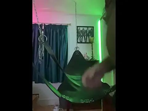 LeatherSdaddy on StripChat