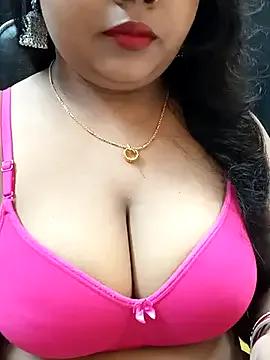 LenaPaul46 on StripChat