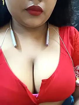 LenaPaul46 on StripChat