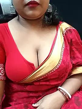 LenaPaul46 on StripChat