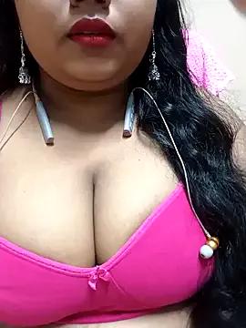 LenaPaul46 on StripChat