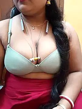 LenaPaul46 on StripChat