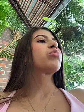 Lenapink19 on StripChat