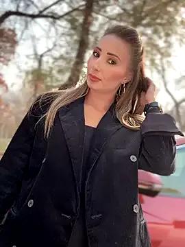 LetsFunKARINA on StripChat