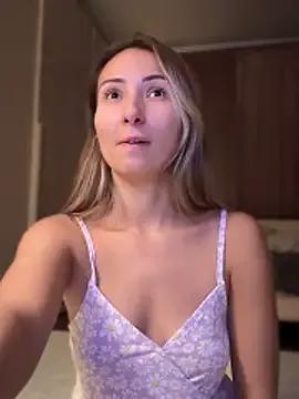 LetsFunKARINA on StripChat