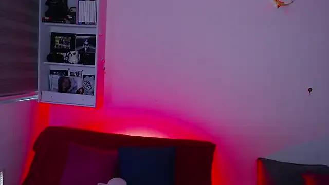 Lexxi_and_RedWidow on StripChat