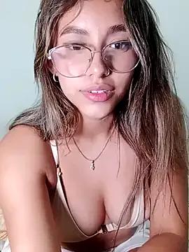 liahot69 on StripChat