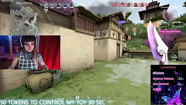 linda_mort on StripChat