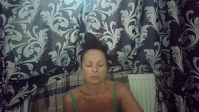 LindaStarS on StripChat