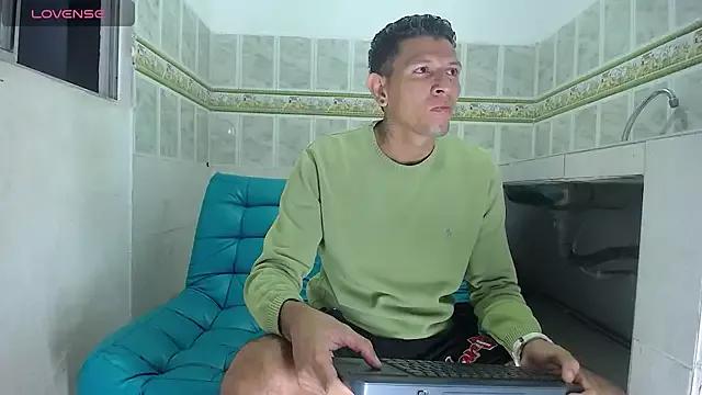 lindoshot_sexlove on StripChat