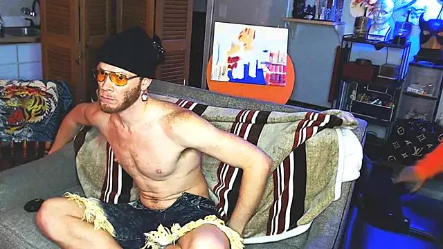 LintLiqour on StripChat