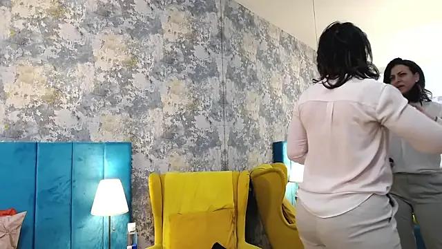 LisaCroft on StripChat