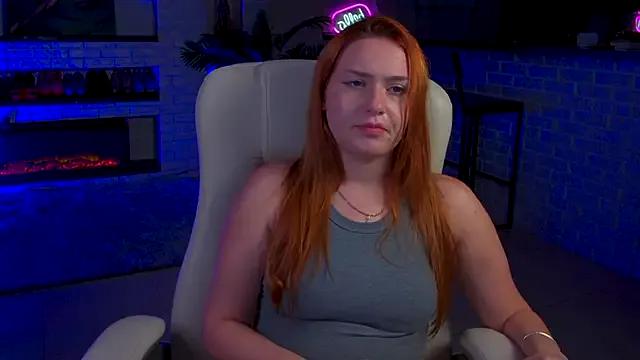 LisaElfy on StripChat