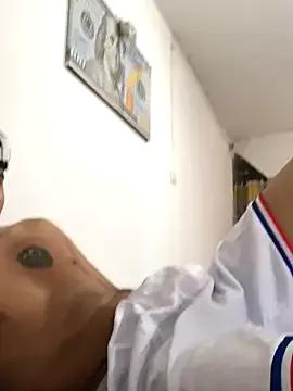 logannth on StripChat