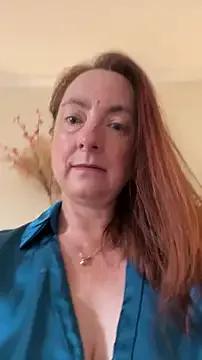 LouiseTswing on StripChat