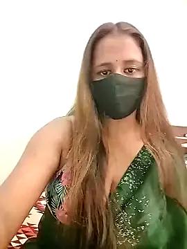 LoveLy-Soneya — Lips show 