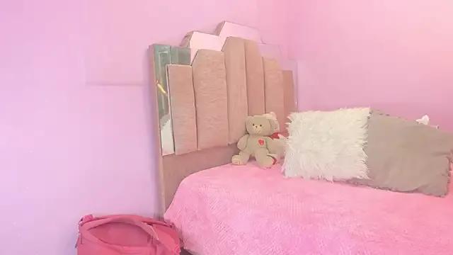 LoveQueen2 on StripChat