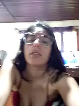 lucixxx14 on StripChat