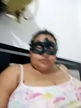 Lucky-hot-girls on StripChat