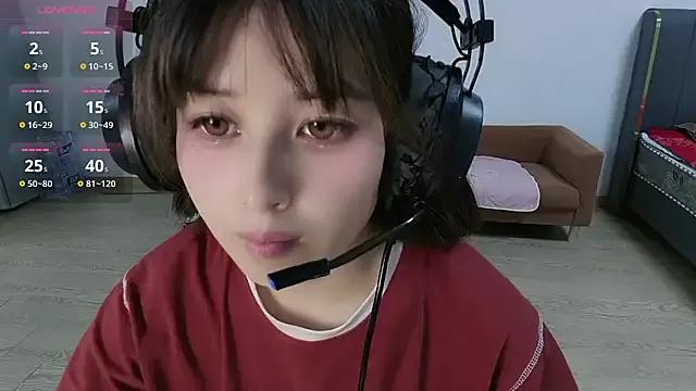 Lucky-xiuxiu on StripChat