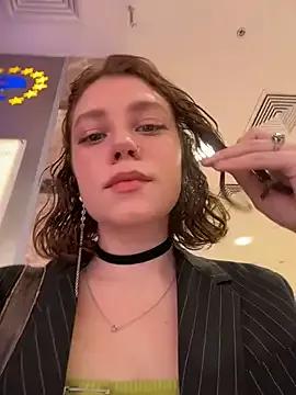 lucy-joy on StripChat