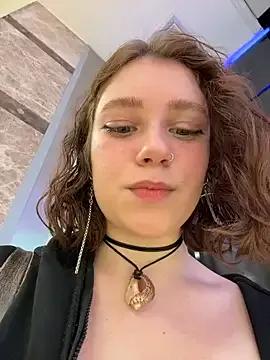 lucy-joy on StripChat