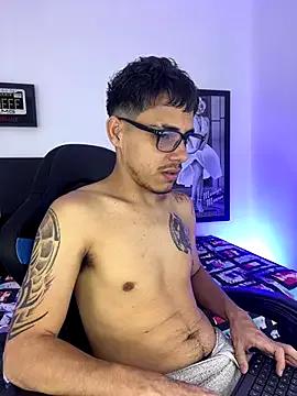 Luke_Stone on StripChat