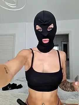 Luna_Veil on StripChat