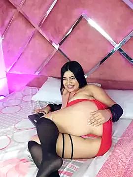 LunaaRosse on StripChat