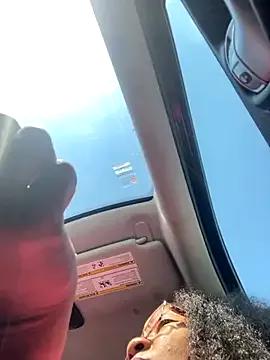 LunalustycumslutPornstar on StripChat