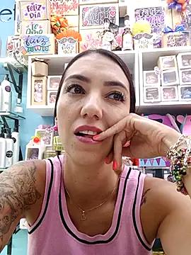 LunaZambrano on StripChat
