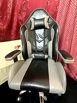 LuscousPussy on StripChat