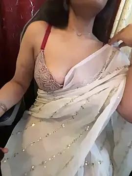 LuscousPussy on StripChat