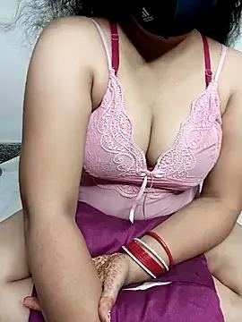 Lustful_Bhabhi on StripChat