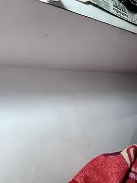 Lusty_fairy22 on StripChat