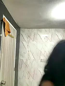 lynn9000 on StripChat