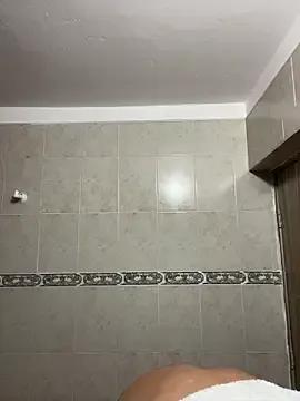 Lyon_vach on StripChat