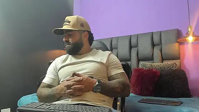 Lyon_vach on StripChat