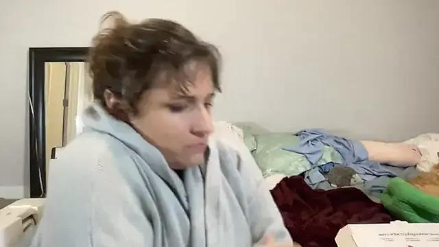 maddiliz on StripChat