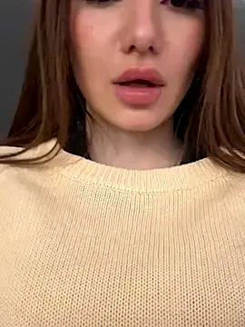 Maddy_Jones on StripChat